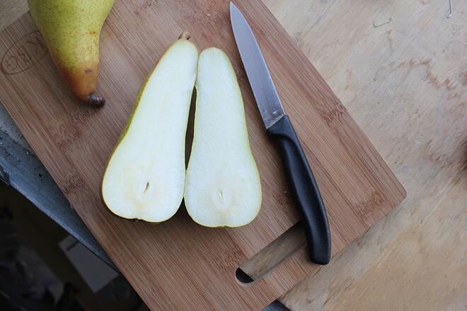 Abate Fetel Pear | Boston Organics