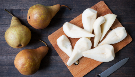 Sliced Bosc Pear | Boston Organics
