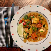 Easy-red-Curry-with-tofu-and-vegetables