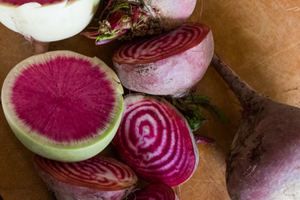 beet_radish_chips_1_ingredients_ 01_600px