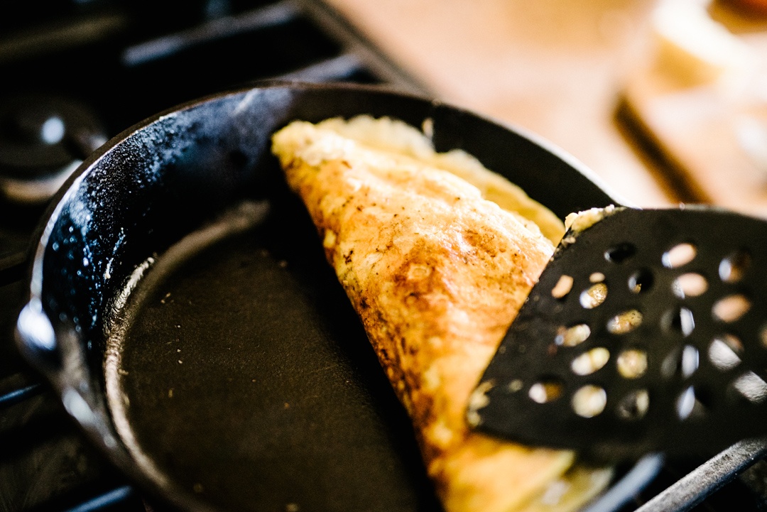 Boston Organics - Making an Omelet