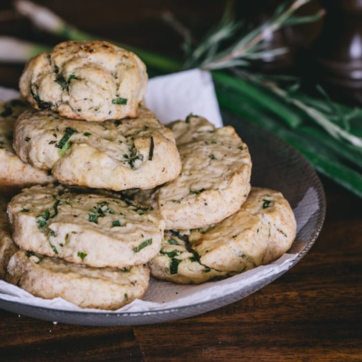 chive-biscuits